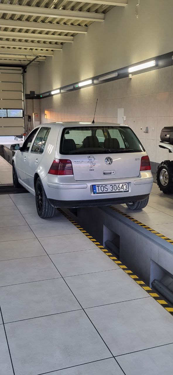 Volkswagen Golf IV GTI 1.8T