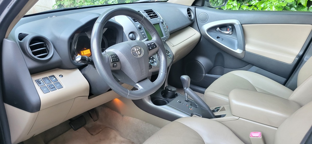 Toyota RAV 4
