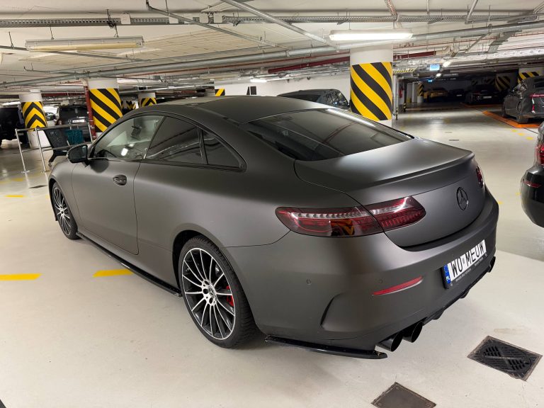 Mercedes Klasa E 300